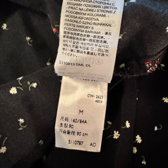 Levi’s Women’s Zenda Ruched Long-Sleeve Blouse Black Floral Size M MSRP $59 - Picture 12 of 12